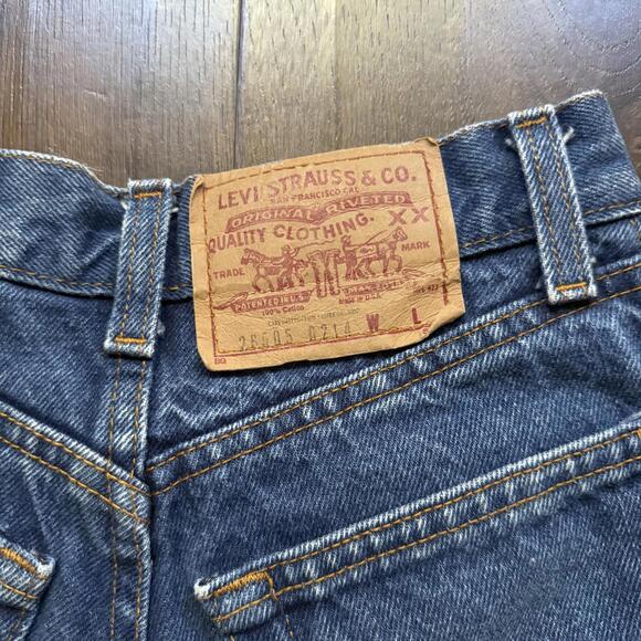 Vintage 80s Levi's 505 High Waisted Cotton Jeans 24 - Picture 5 of 9